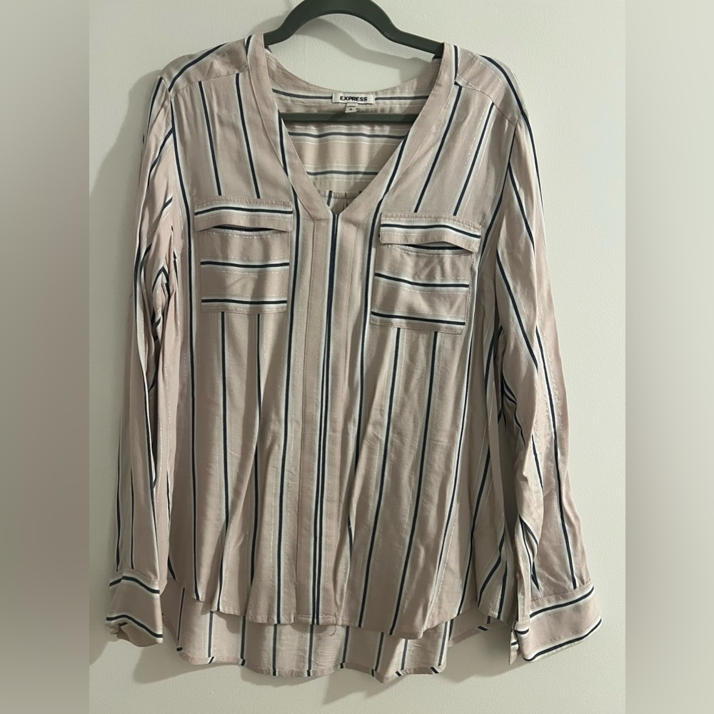 Express Women’s light pink/multi color stripped pullover blouse, size L